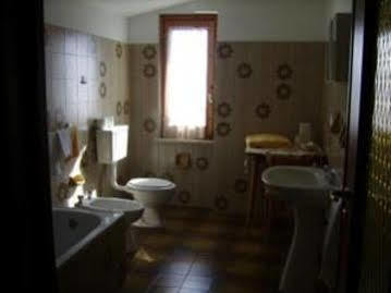 Hirondelle Hotel Aosta Esterno foto